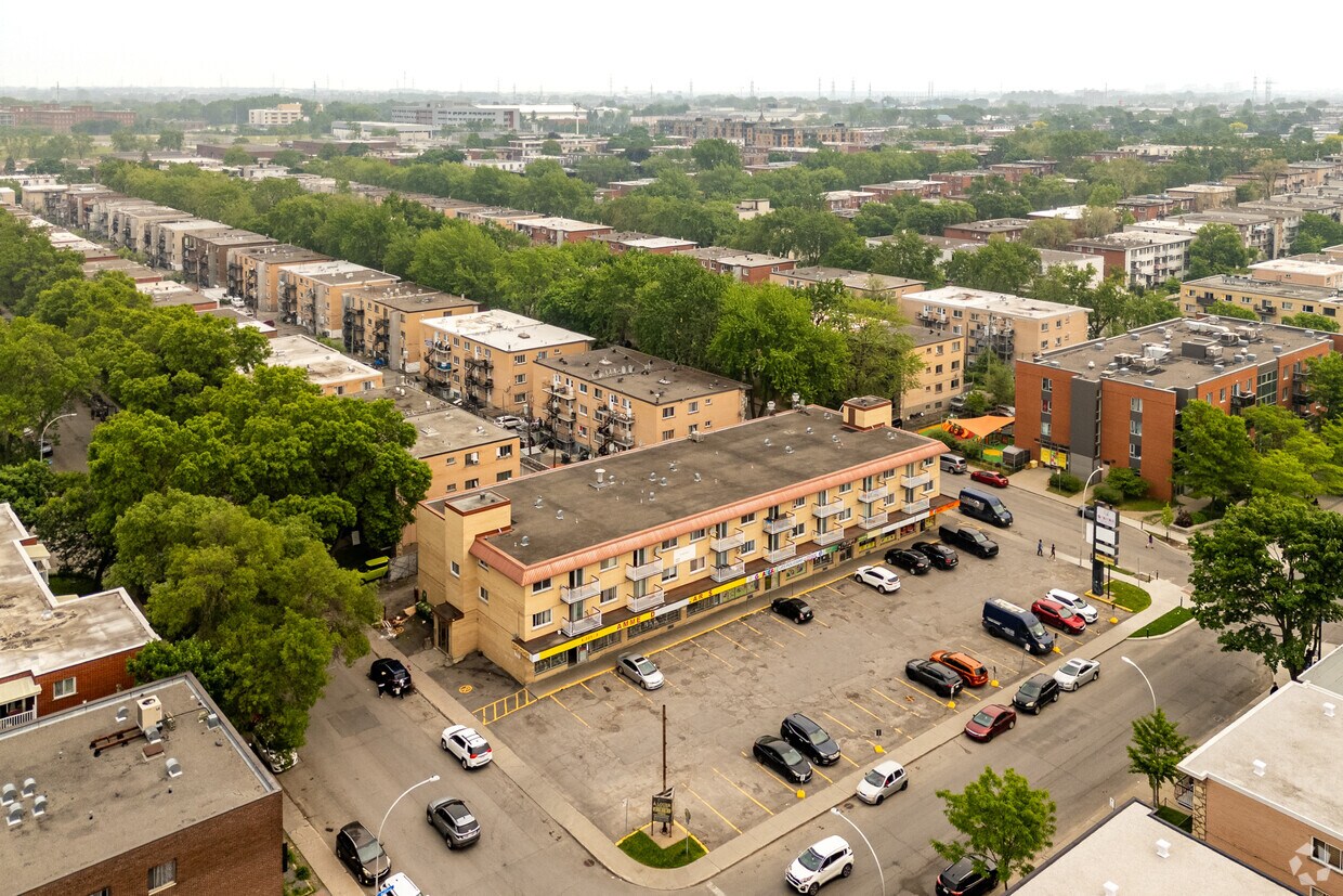 Aerial Photo - 12265-12295 Boul Rolland