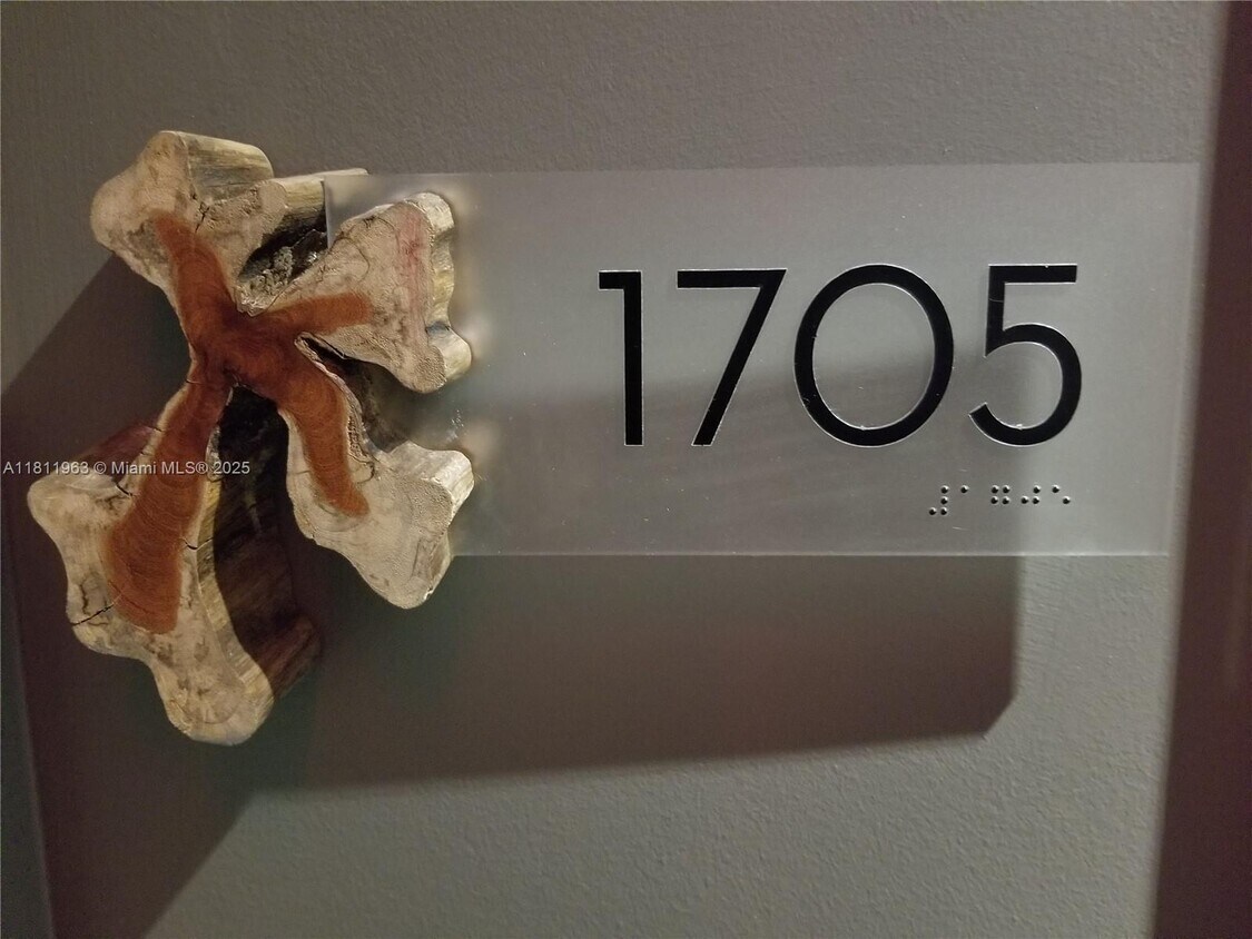 Foto principal - 1010 Brickell Ave