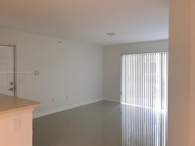 Foto del edificio - 15410 SW 284th St
