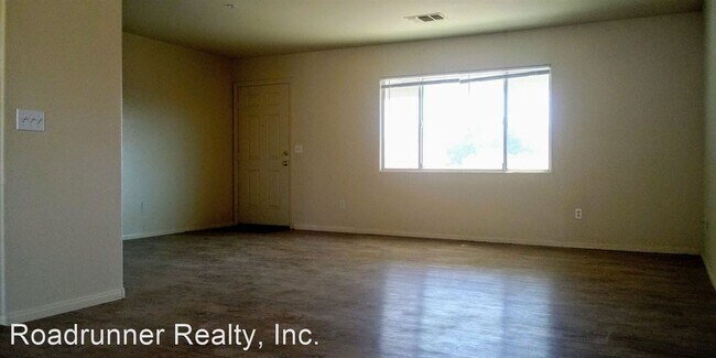 Building Photo - 3 br, 2 bath House - 9188 Bella Vista