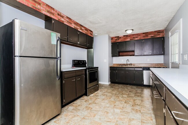 Foto del edificio - 2578 W Kemper Rd
