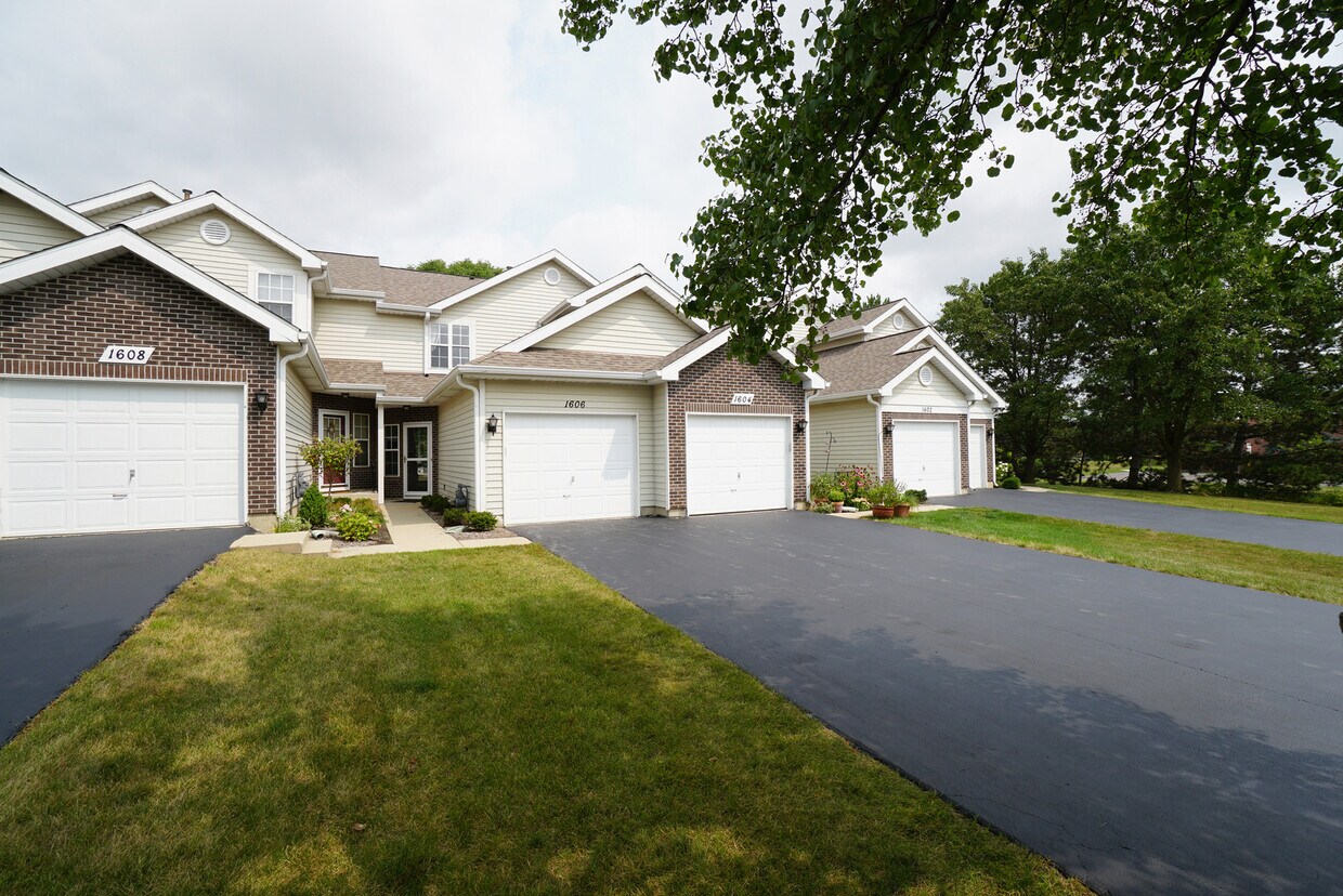 Foto principal - 1606 Woodhaven Ct