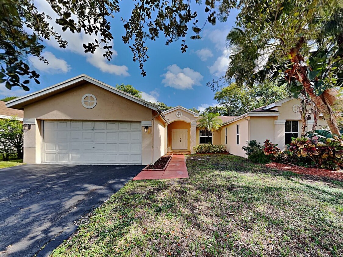 Primary Photo - 1410 NW 47th Ave