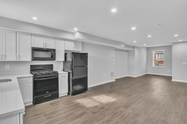 Building Photo - 2629 Garrett Ave