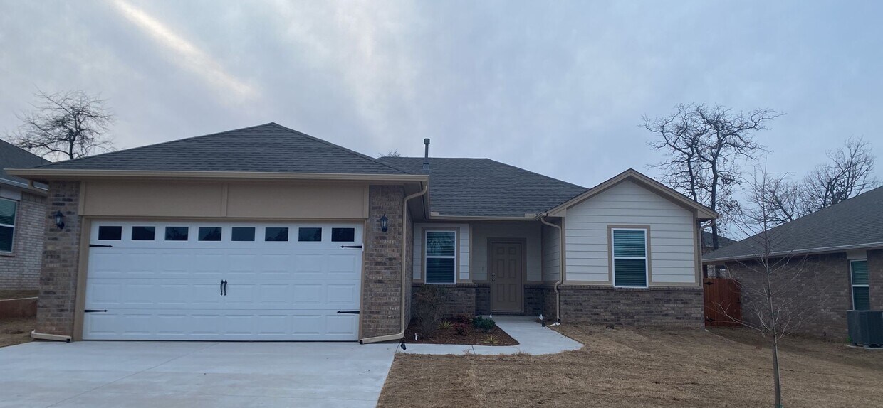 Primary Photo - Brand New Construction 3 Bedroom 2 Bathroo...