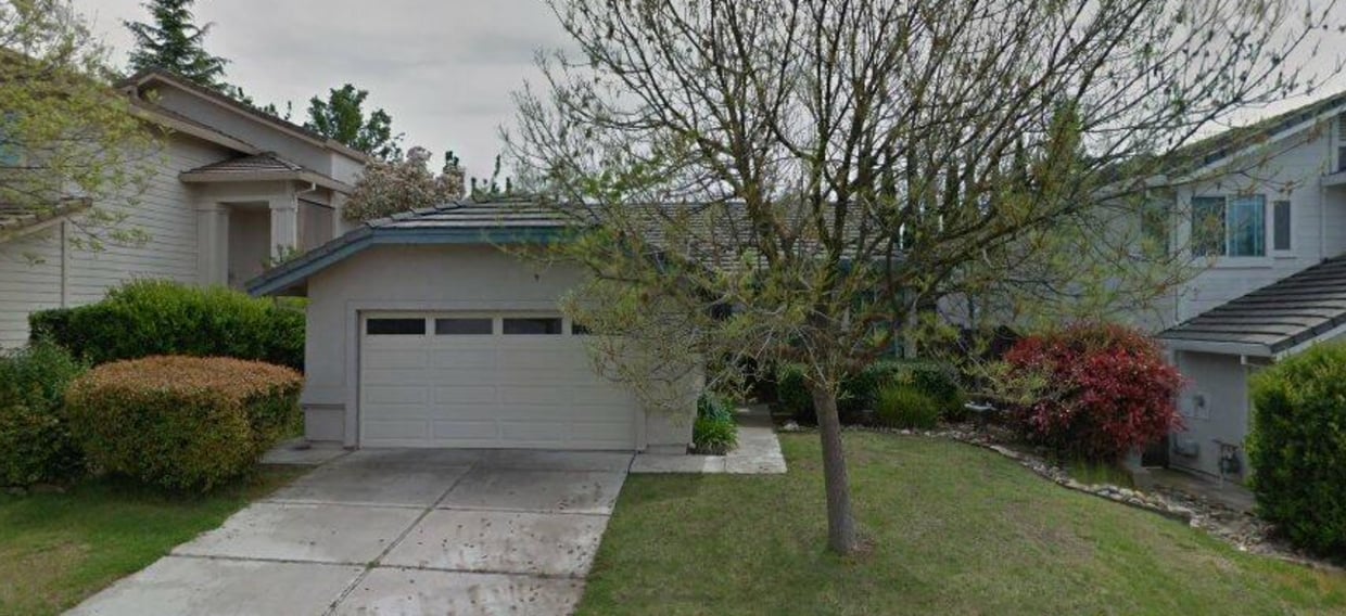 Building Photo - Cute As A Bug (Folsom) 3/2!  Don't miss this one!  Please read ad for viewings!