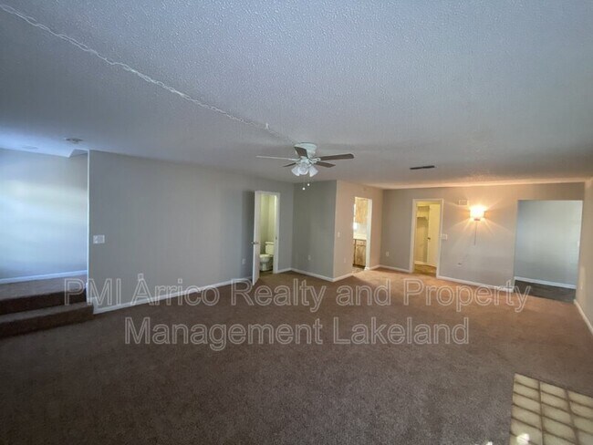 Building Photo - 3575 Raintree Way
