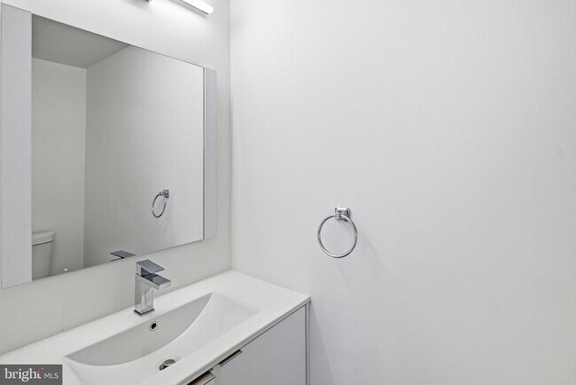 Foto del edificio - 1329 N 17th St
