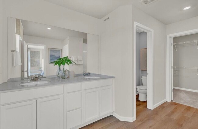 Foto del edificio - 2256 Horseshoe Cir