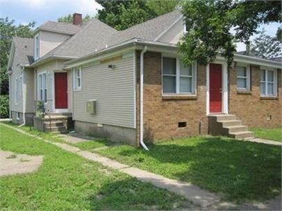Primary Photo - 704 E Main St
