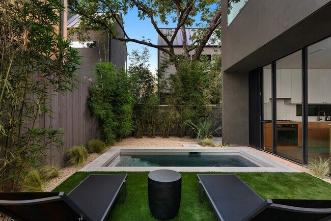 Foto del edificio - 5313 Avenue G