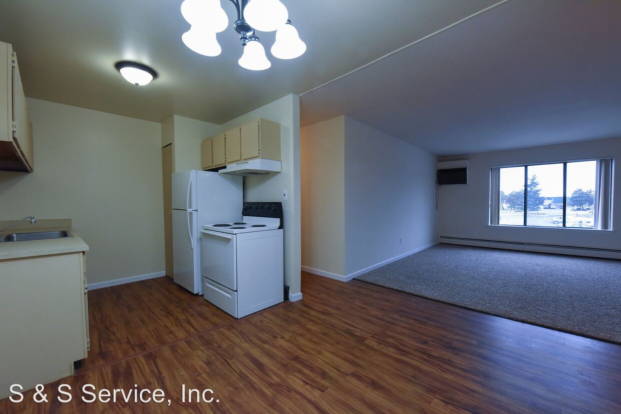 Foto principal - 8960 Haggerty Rd