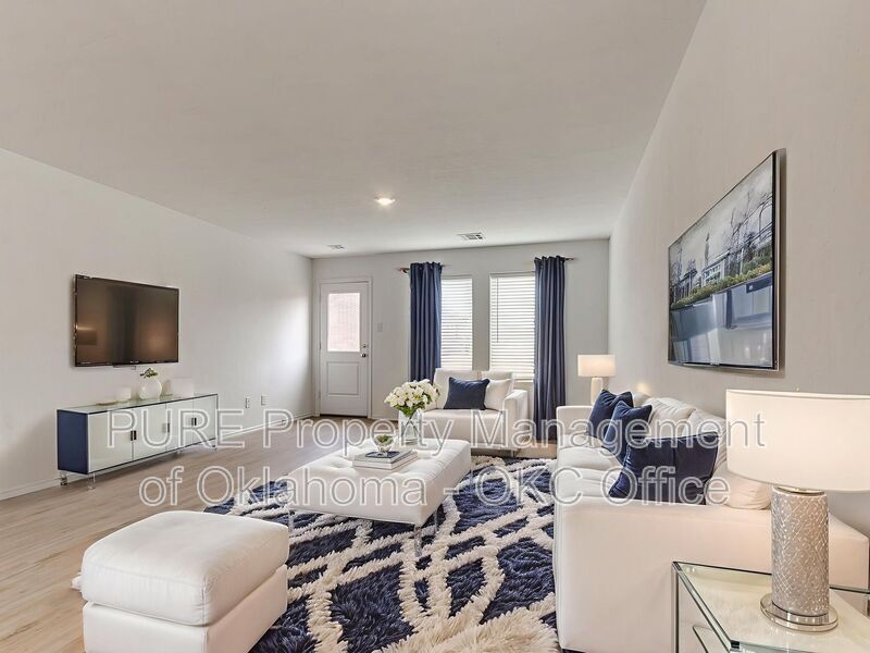 Foto principal - 3311 NW 148th St