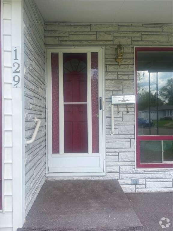 Building Photo - 129 Matthew Cir