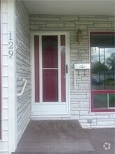 Building Photo - 129 Matthew Cir