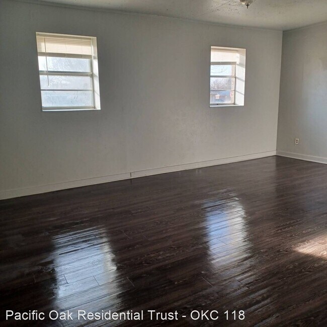 Building Photo - 4 br, 2 bath House - 10212 N Military Ave