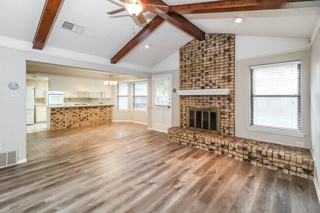 Foto del edificio - 2808 Green Ridge St