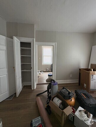 Building Photo - 497 Winthrop Ave
