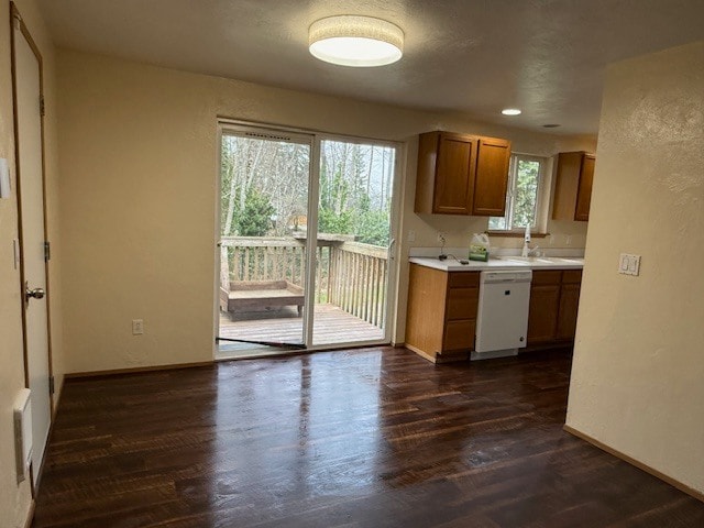 Foto del edificio - 1316 Wingwood Pl