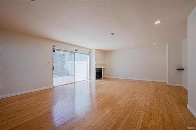 Foto del edificio - 2522 Voorhees Ave