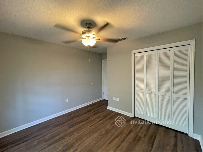 Building Photo - 9105 Bearcat Rd