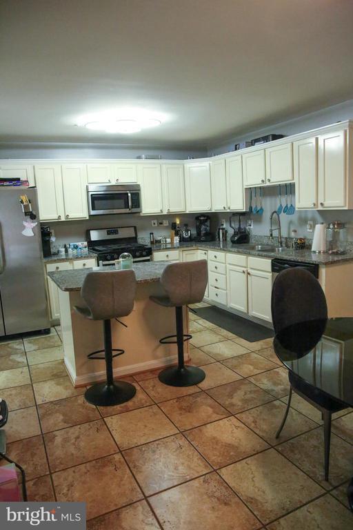 Foto principal - 1935 Barrington Ct