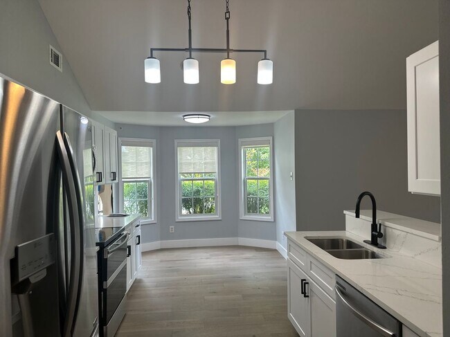 Foto del edificio - 6686 Browns Mill Ferry Dr