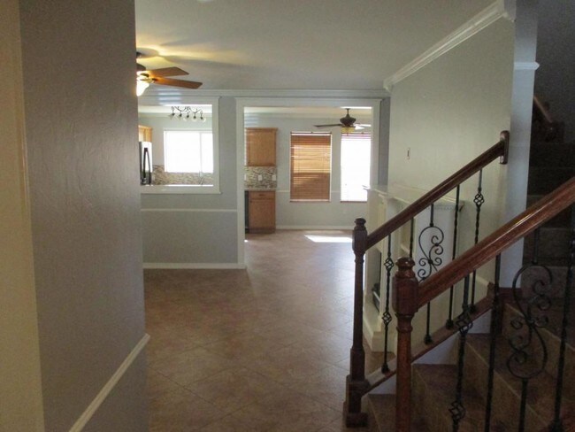 Building Photo - 7638 E Saguaro Overlook Dr