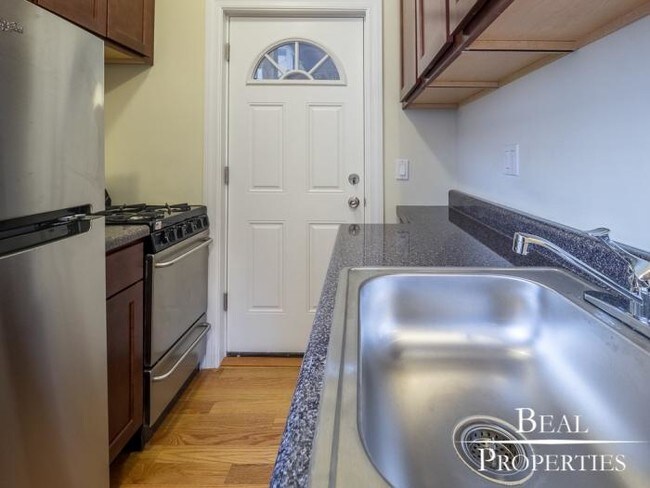 Foto del edificio - 1 bedroom in CHICAGO IL 60613