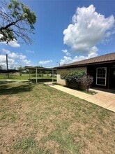 Building Photo - 122 Don Propp Rd