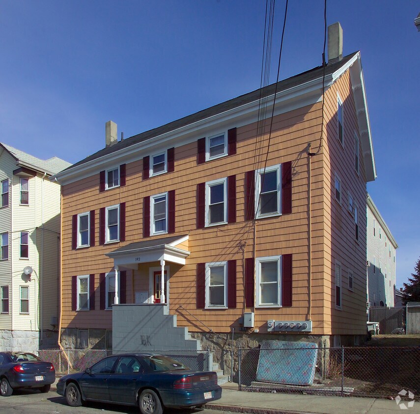 142 Fountain St, Fall River, MA 02721 Apartments in Fall River, MA