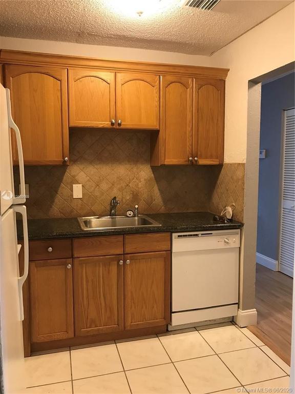Foto del edificio - 2775 Taft St