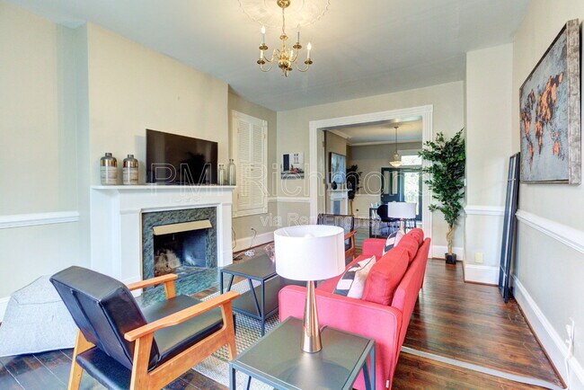 Foto del edificio - 138 W Clay St