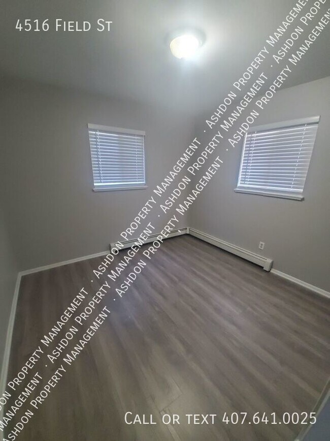 Building Photo - Beautiful 2 Bed 1 Bath For Rent in Wheat R...