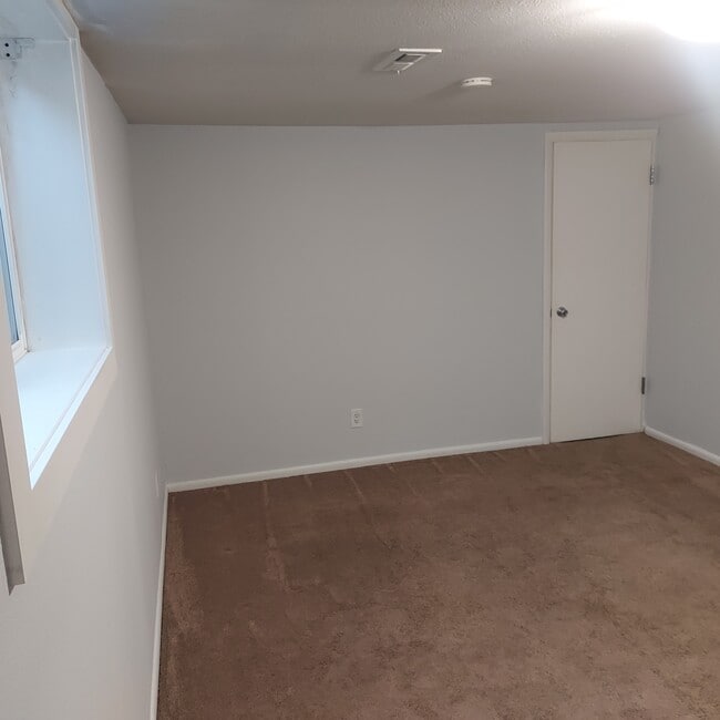 Building Photo - 575 S 1200 W