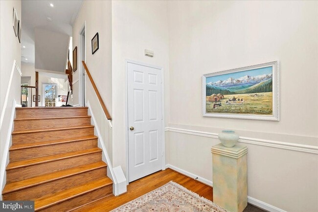 Building Photo - 2071 Van Tuyl Pl