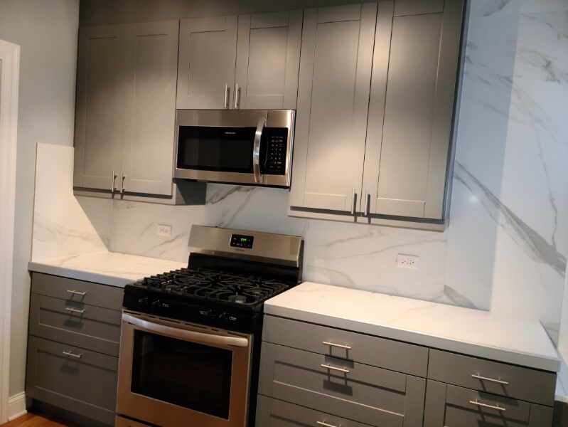 Foto principal - 4839 W Addison St