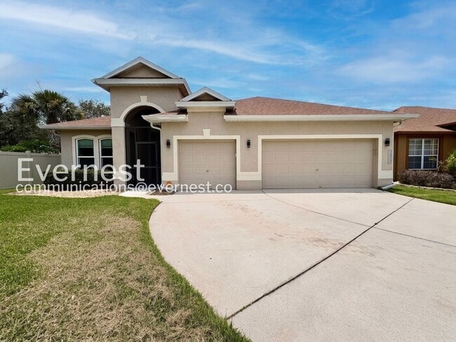 5-Bed/3-Bath Spacious Rental with Saltwater Pool, Solar Power, & EV Charging!/Voucher Accepted/Pe... - 5-Bed/3-Bath Spacious Rental with Saltwater Pool, Solar Power, & EV Charging!/Voucher Accepted/Pe... House