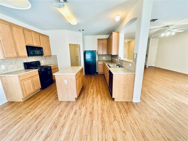 Building Photo - 2205 Boyds Way