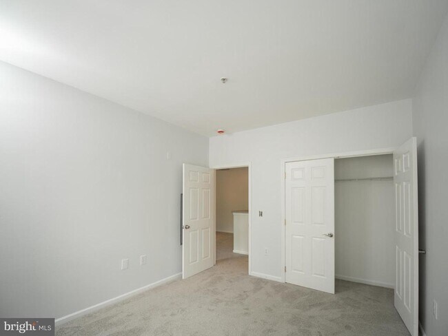 Foto del edificio - 1311 Karen Blvd