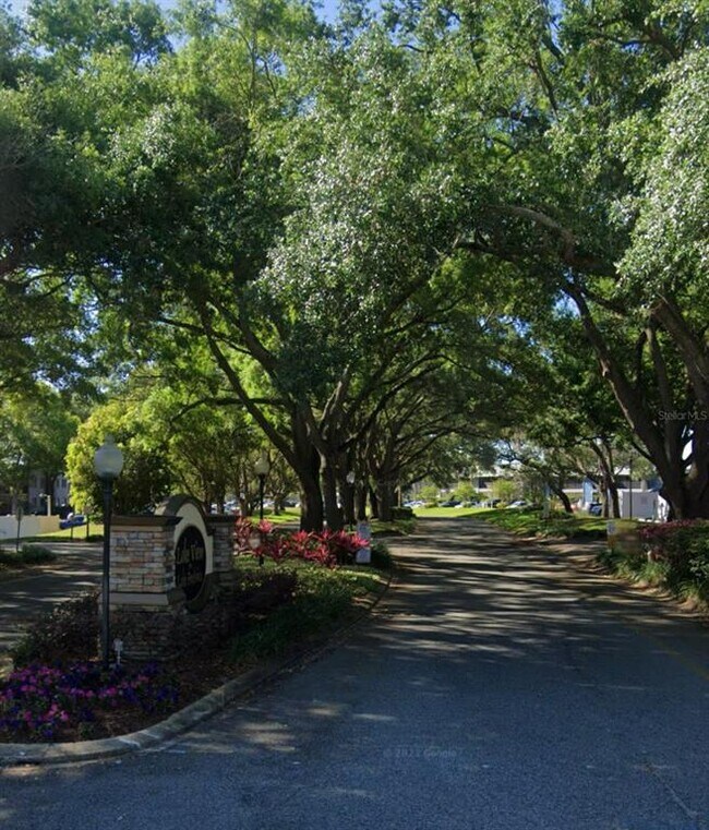 Foto del edificio - 2329 Oak Park Way