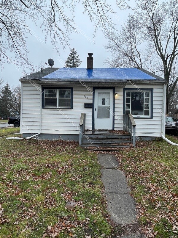 Primary Photo - 968 Salisbury Ave
