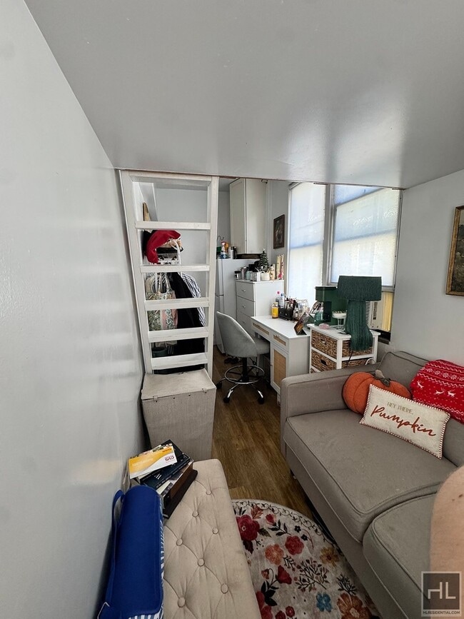Building Photo - 3BR Apartment in Greenwich Village / Washi...