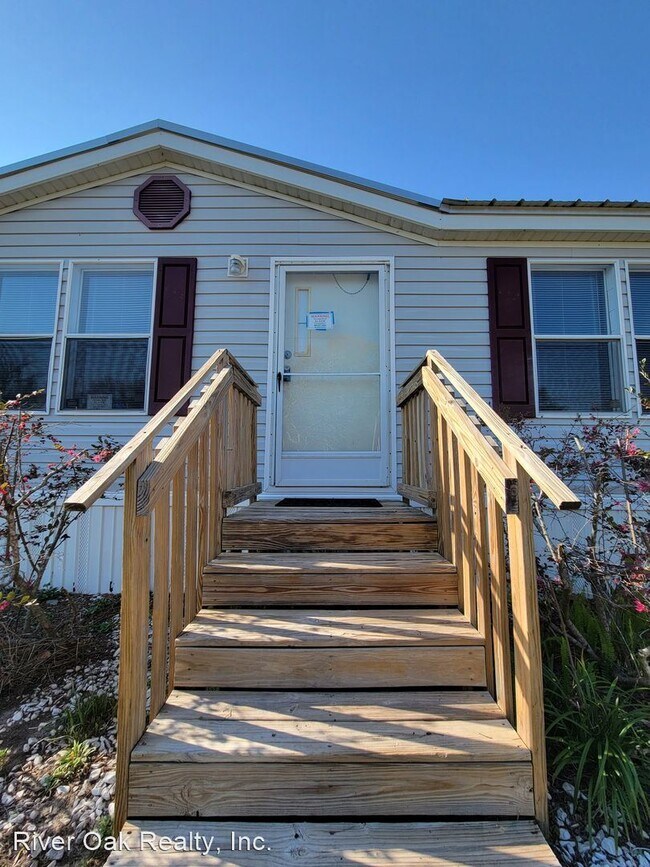 Building Photo - 3 br, 2 bath House - 650 Kingswood Ave