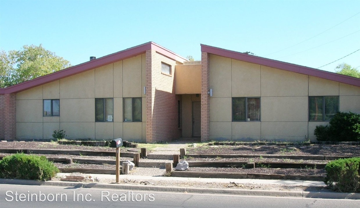 Foto principal - 3 br, 2 bath House - 2842 Spitz St.