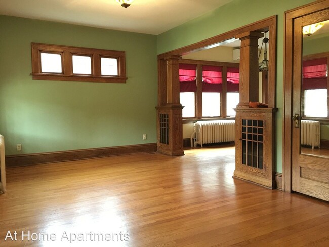 Building Photo - 3 br, 1.5 bath House - 1314 Grand Ave.