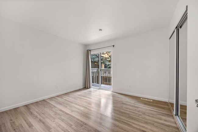 Foto del edificio - 1615 Cottonwood Dr