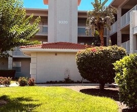 Building Photo - 9320 Clubside Cir