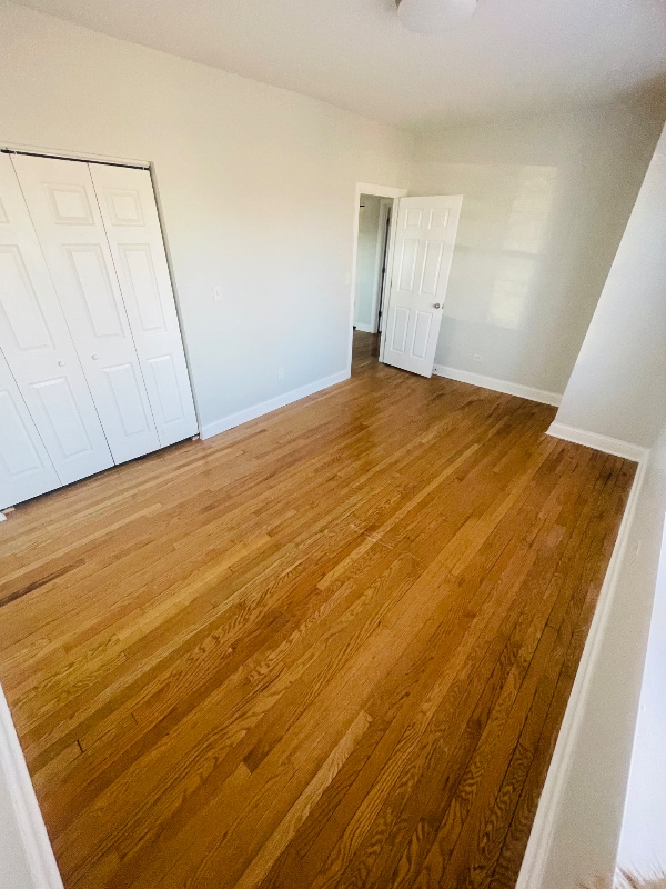 Building Photo - 6847 S Indiana Ave