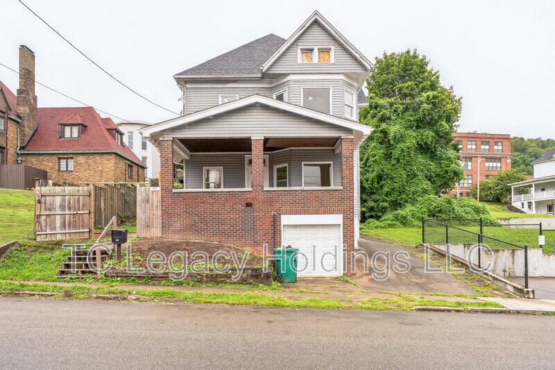 Foto principal - 411 Washington Ave